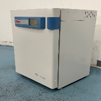 Thermo Forma Series 3 Water Jacketed CO2 Incubator image 1